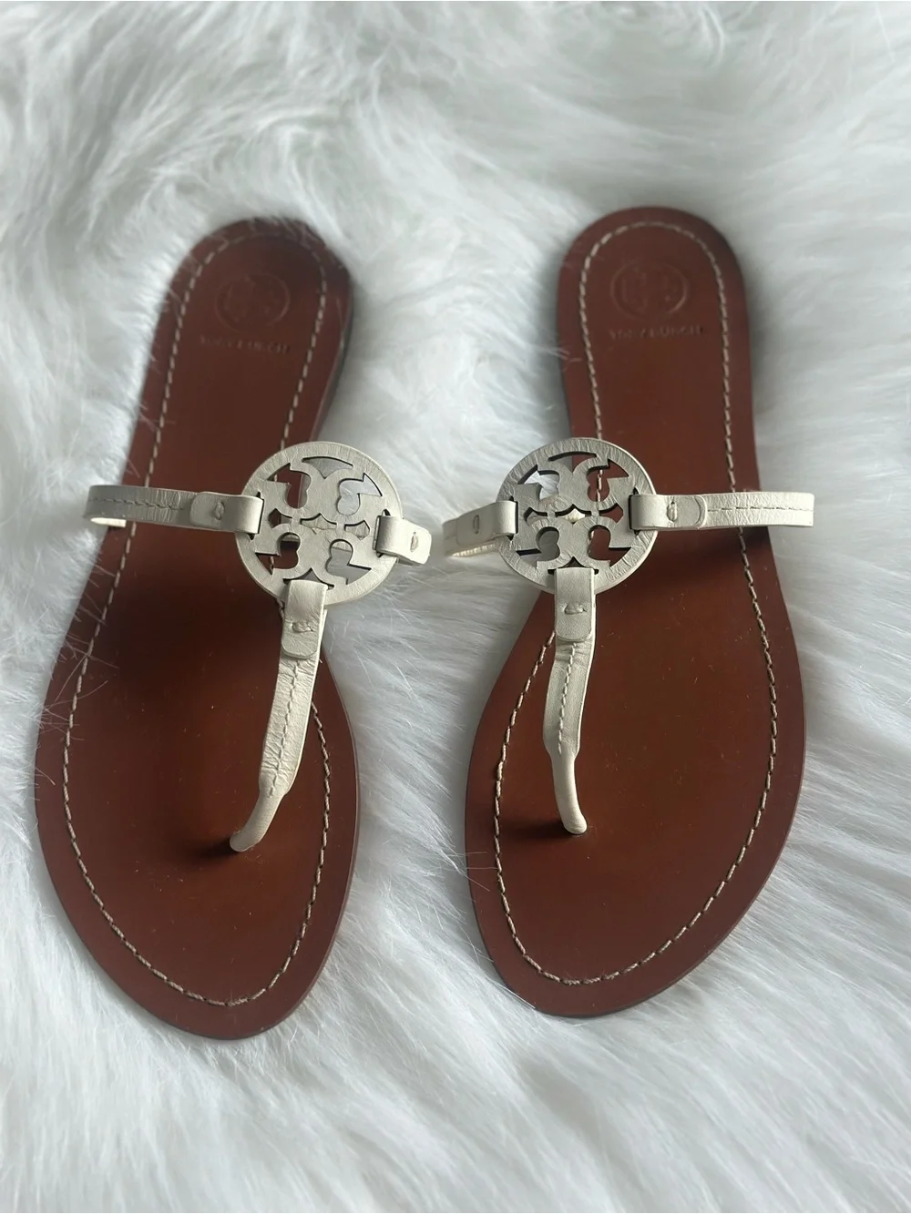 Tory Burch White Logo Thong Sandals with Brown Footbed Sz 9